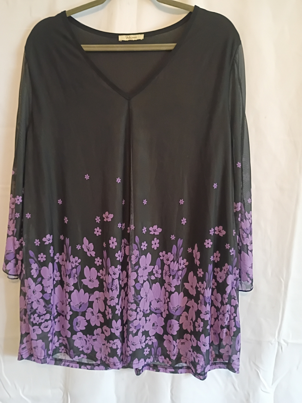 Bebonnie Size Xxxl Black V-Neck Tunic with Purple Floral Border